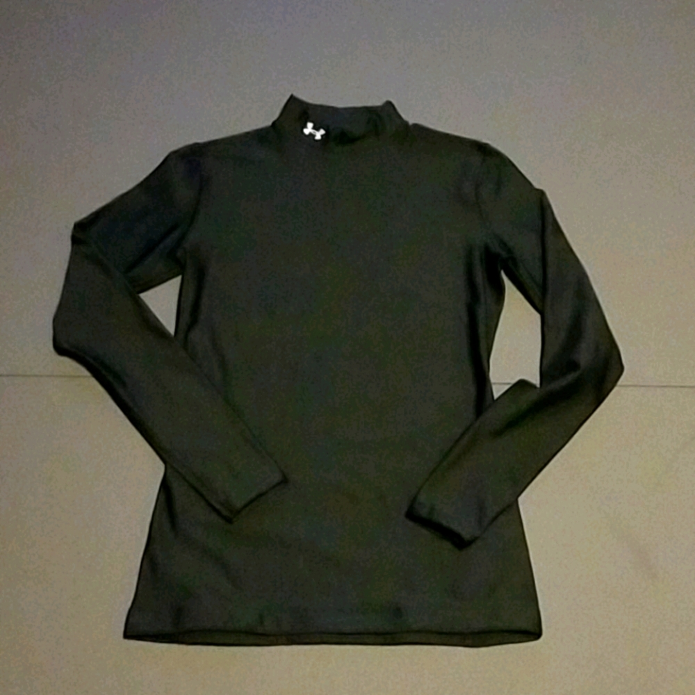 Under Armour long sleeve cold gear base layer